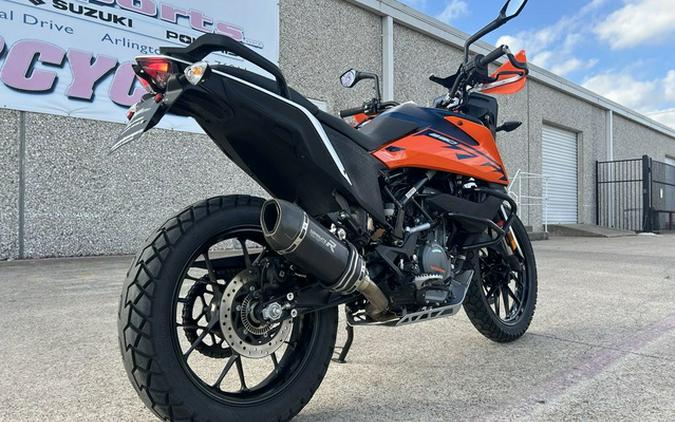 2022 KTM Adventure 390
