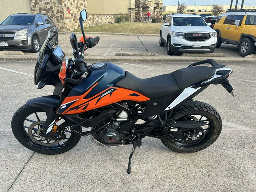2022 KTM Adventure 390