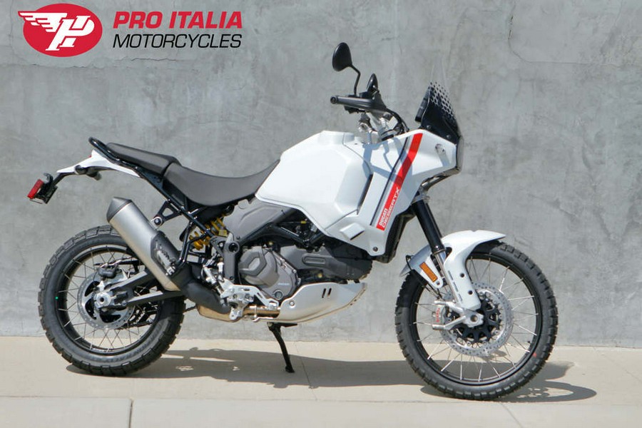 2023 Ducati DesertX Star White Silk