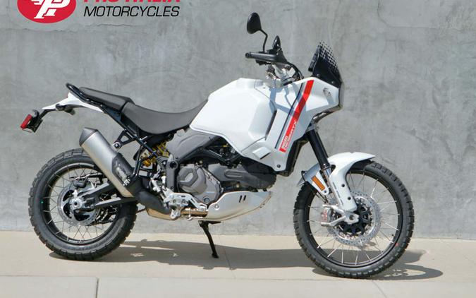 2023 Ducati DesertX Star White Silk