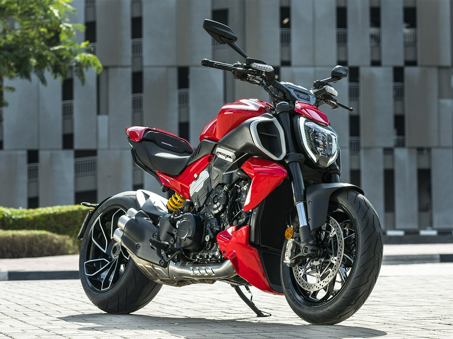2025 Ducati Diavel V4