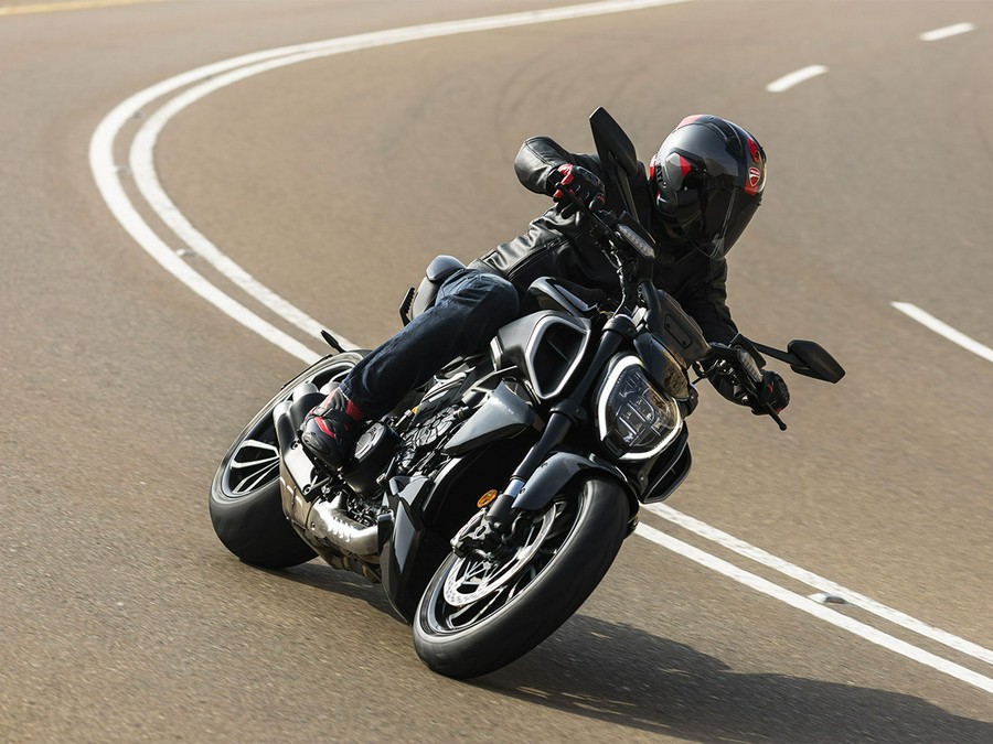 2025 Ducati Diavel V4