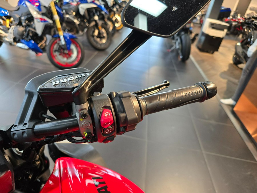 2025 Ducati Diavel V4