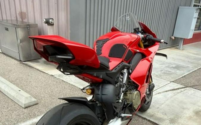 2022 Ducati Panigale V4 S Ducati Red