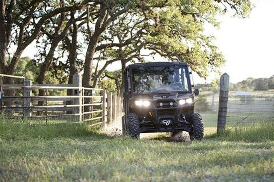 2020 Can-Am Defender MAX XT HD10