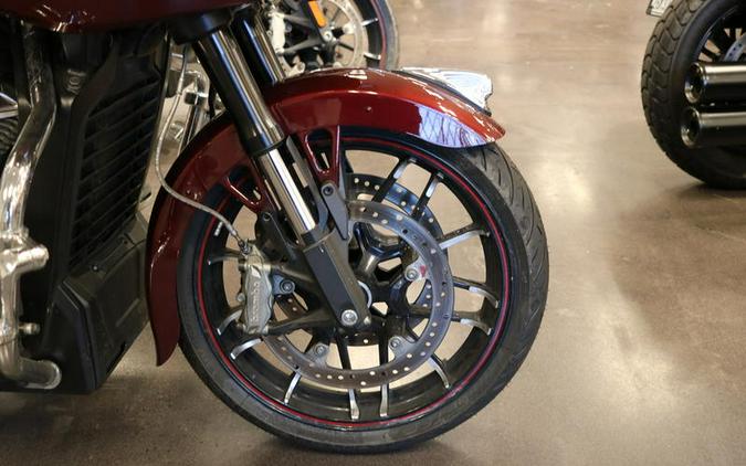 2022 Indian Motorcycle® Challenger® Limited Maroon Metallic