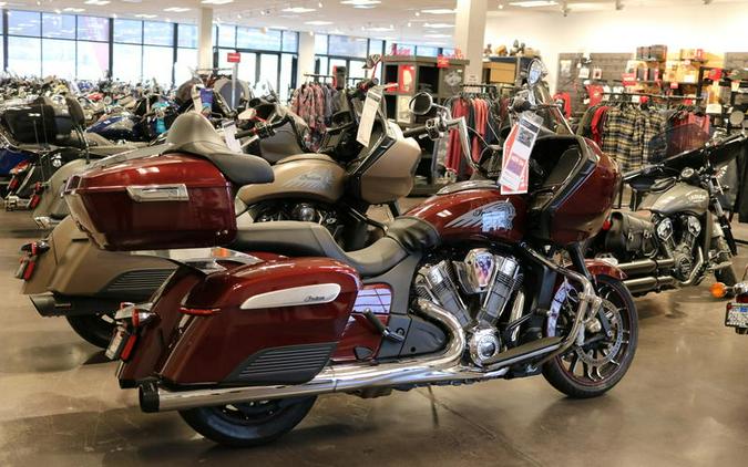 2022 Indian Motorcycle® Challenger® Limited Maroon Metallic