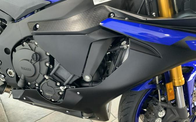 2019 Yamaha YZF-R1