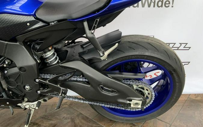 2019 Yamaha YZF-R1