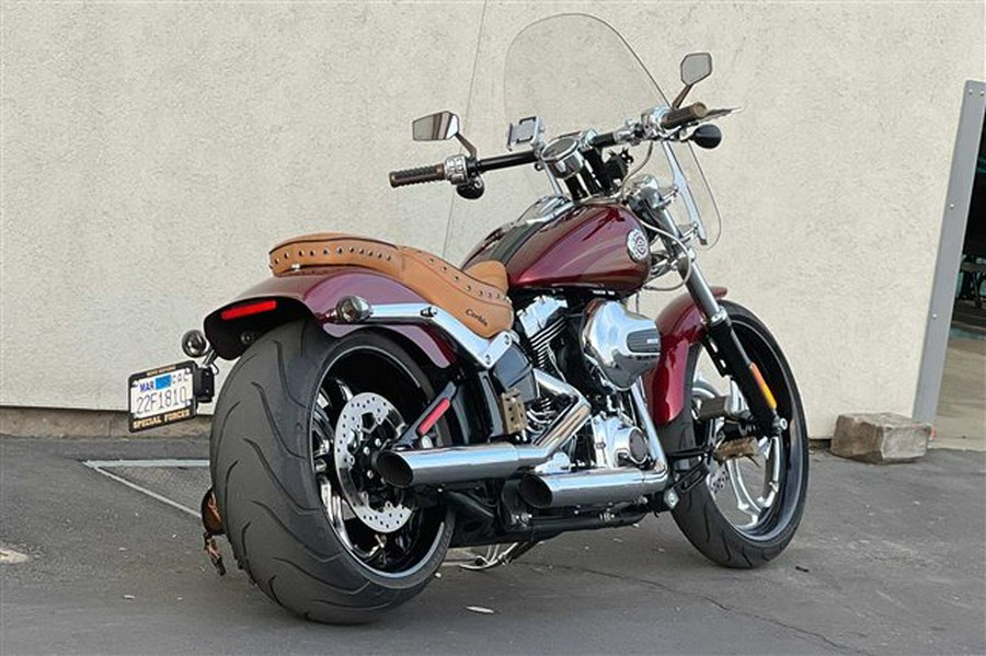 2016 Harley-Davidson Softail Breakout