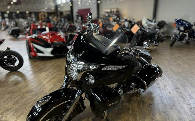 2017 Indian Motorcycle® Roadmaster® Thunder Black