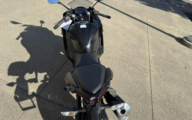 2026 Kawasaki Ninja® 500 Metallic Flat Spark Black