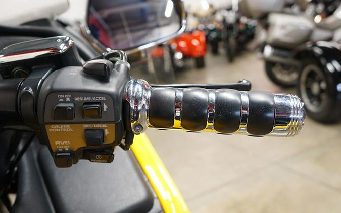 2009 Honda Gold Wing Audio / Comfort