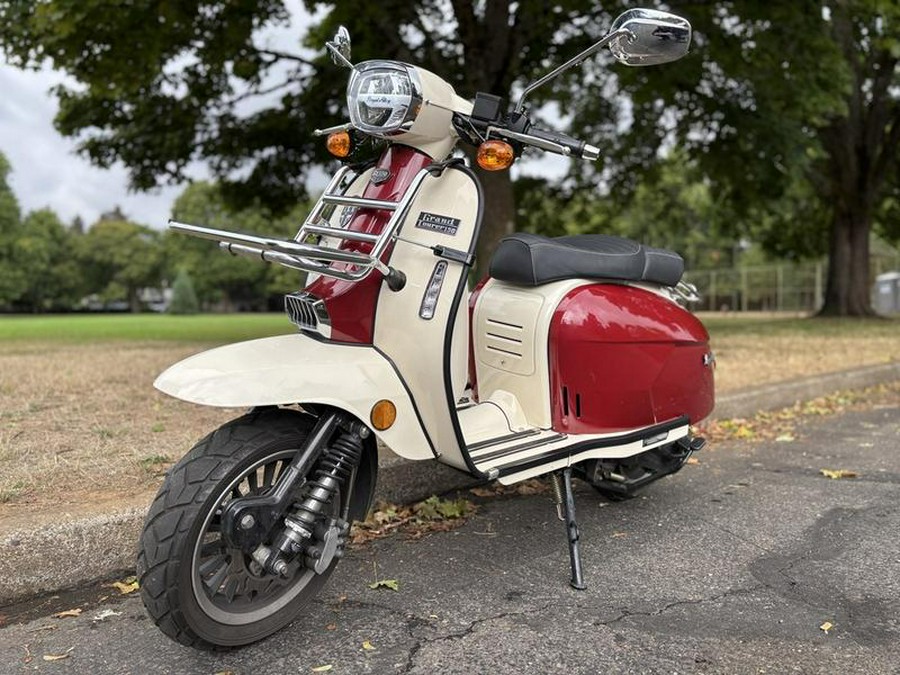 2021 Genuine Scooter Co Grand Tourer 150cc