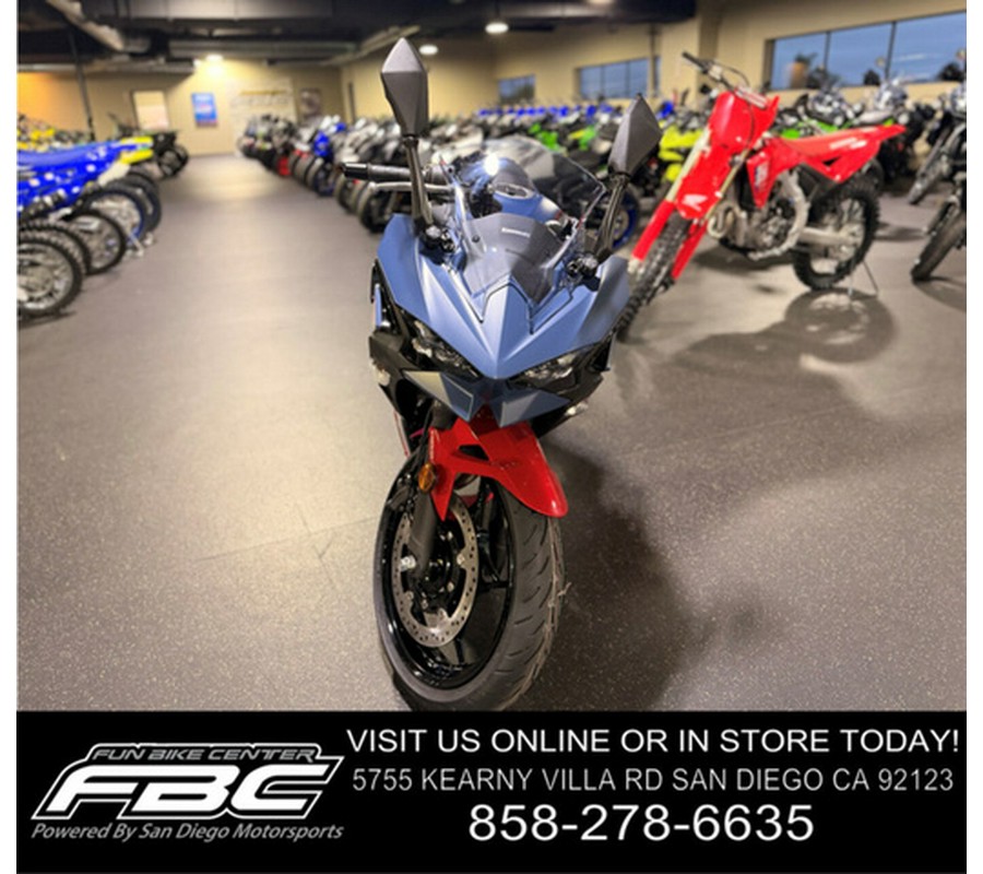 2026 Kawasaki Ninja 500 ABS Metallic Matte Twilight Blue ABS