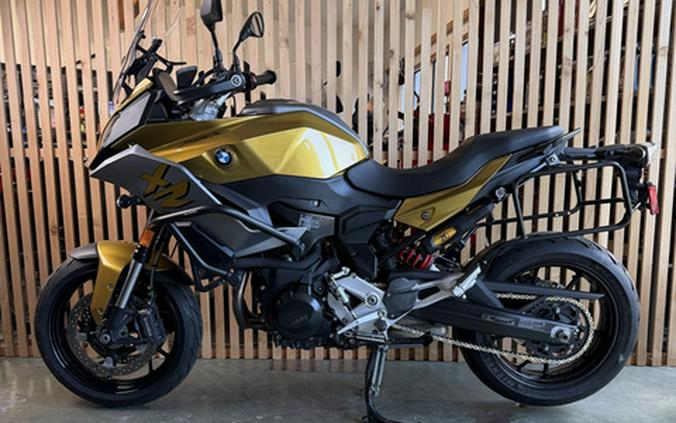 2021 BMW F 900 XR