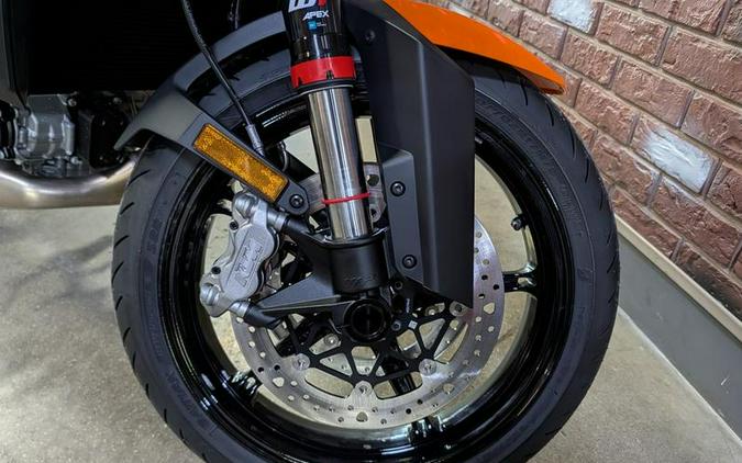 2027 KTM 990 Duke