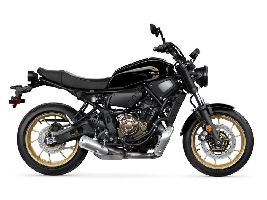 2022 Yamaha XSR700