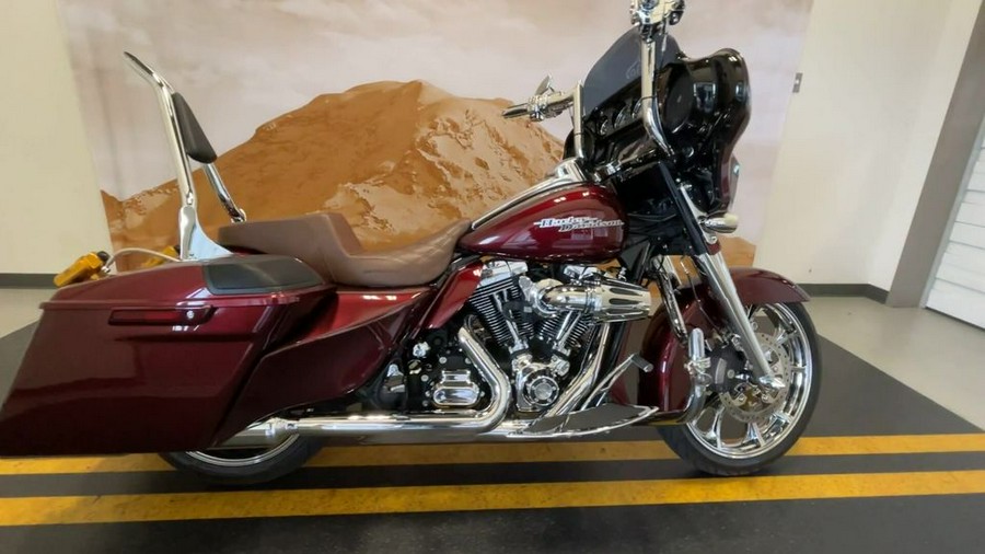 2014 Harley-Davidson® FLHXS - Street Glide® Special