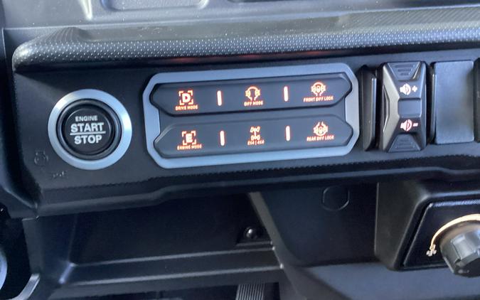 2026 Can-Am Defender MAX Limited HD11