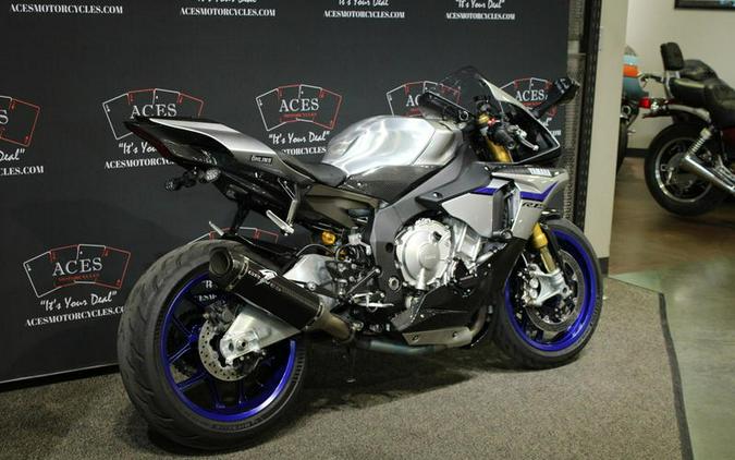 2016 Yamaha YZF-R1M