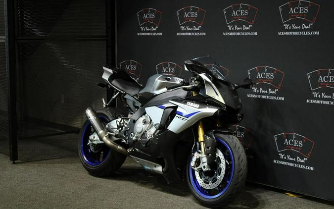 2016 Yamaha YZF-R1M