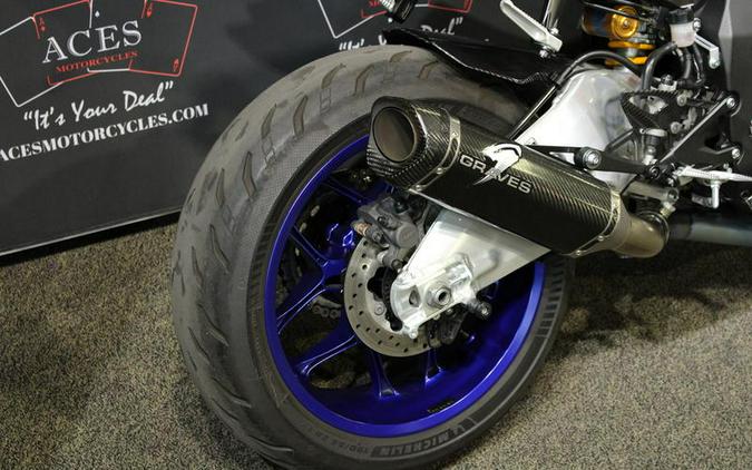 2016 Yamaha YZF-R1M
