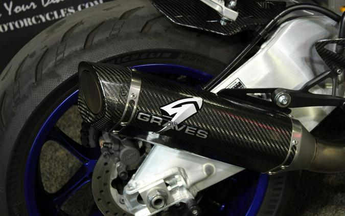 2016 Yamaha YZF-R1M