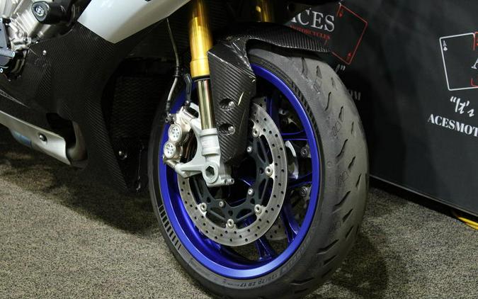 2016 Yamaha YZF-R1M