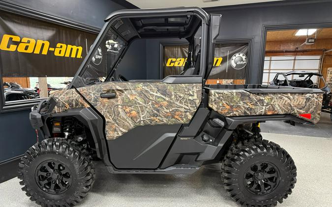 2026 Can-Am Defender X MR HD11 with Half-Doors