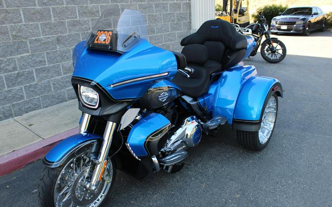 2026 Harley-Davidson® CVO Street Glide 3 Limited ELECTRIC COAST W/ PINSTRIPE