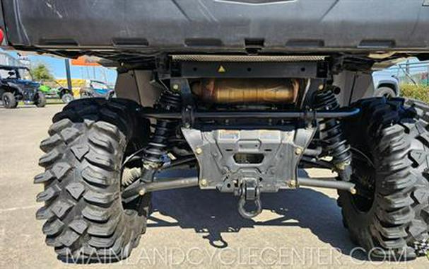 2023 Can-Am Defender DPS HD10