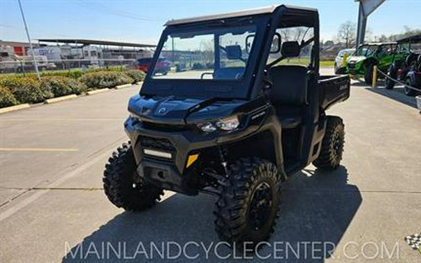 2023 Can-Am Defender DPS HD10