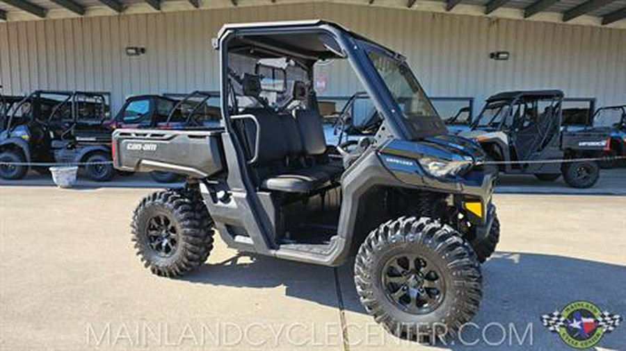 2023 Can-Am Defender DPS HD10