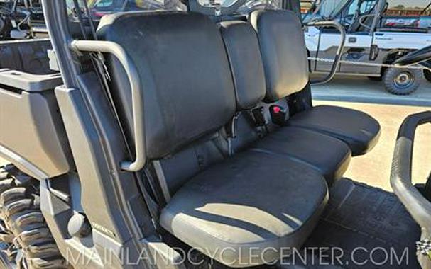 2023 Can-Am Defender DPS HD10