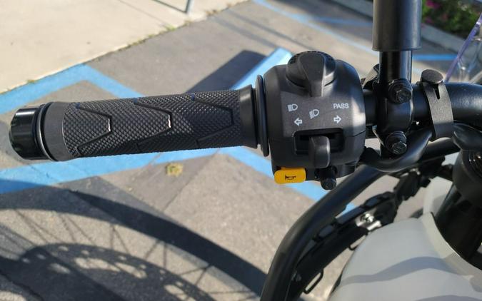 2026 Royal Enfield Himalayan 450 Kamet White (Tubeless)