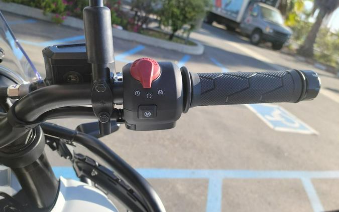 2026 Royal Enfield Himalayan 450 Kamet White (Tubeless)