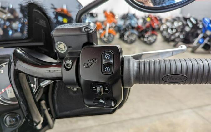 2018 Indian Chieftain Dark Horse ABS Thunder Black Smoke