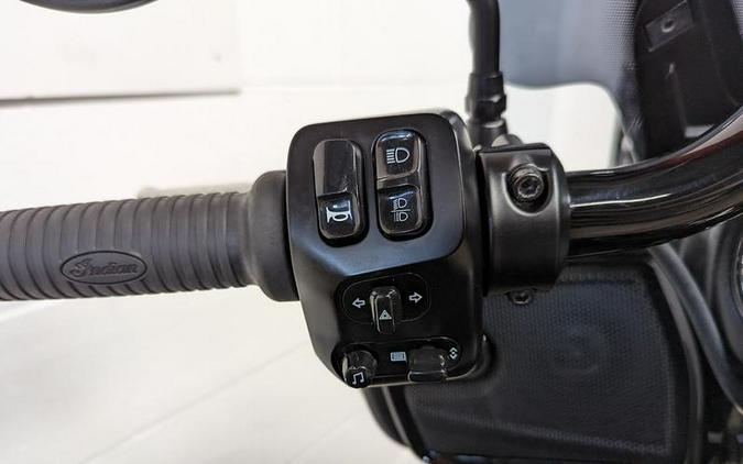 2018 Indian Motorcycle® Chieftain® Dark Horse® ABS Thunder Black Smoke