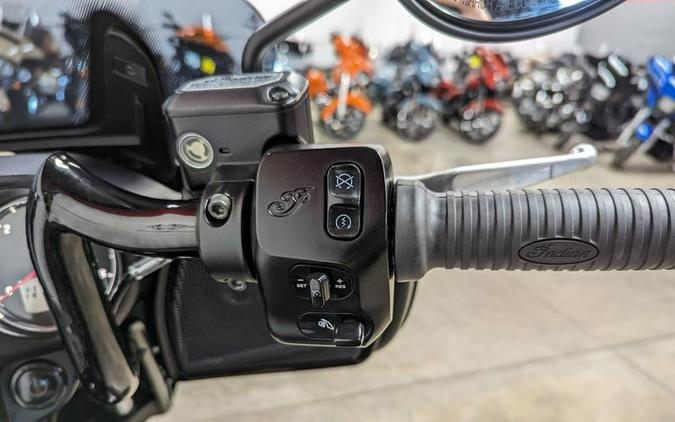 2018 Indian Motorcycle® Chieftain® Dark Horse® ABS Thunder Black Smoke