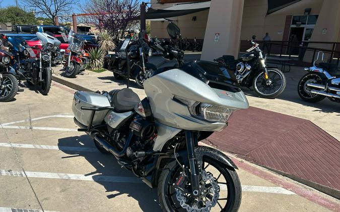 2025 Harley-Davidson CVO™ Road Glide® ST