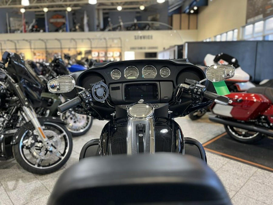 2022 Harley-Davidson FLHTCUTG - Tri Glide Ultra
