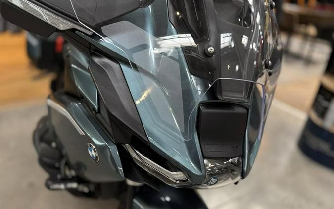 2026 BMW R 1300 RT Option 719 Camargue