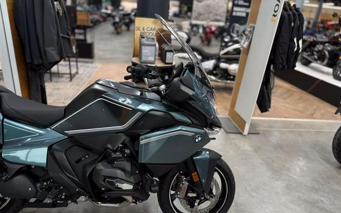 2026 BMW R 1300 RT Option 719 Camargue