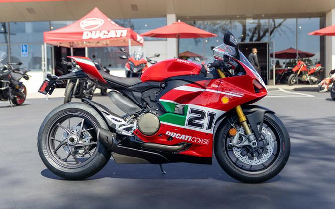 2024 Ducati Panigale V2 Bayliss 1St Championship Livery