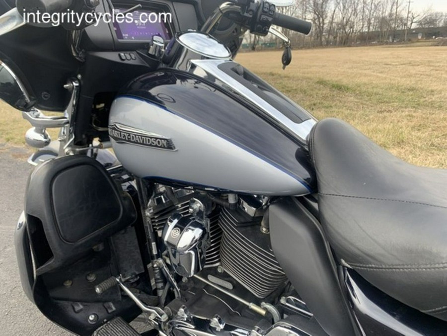 2019 Harley-Davidson® FLHTCUTG - Tri Glide® Ultra