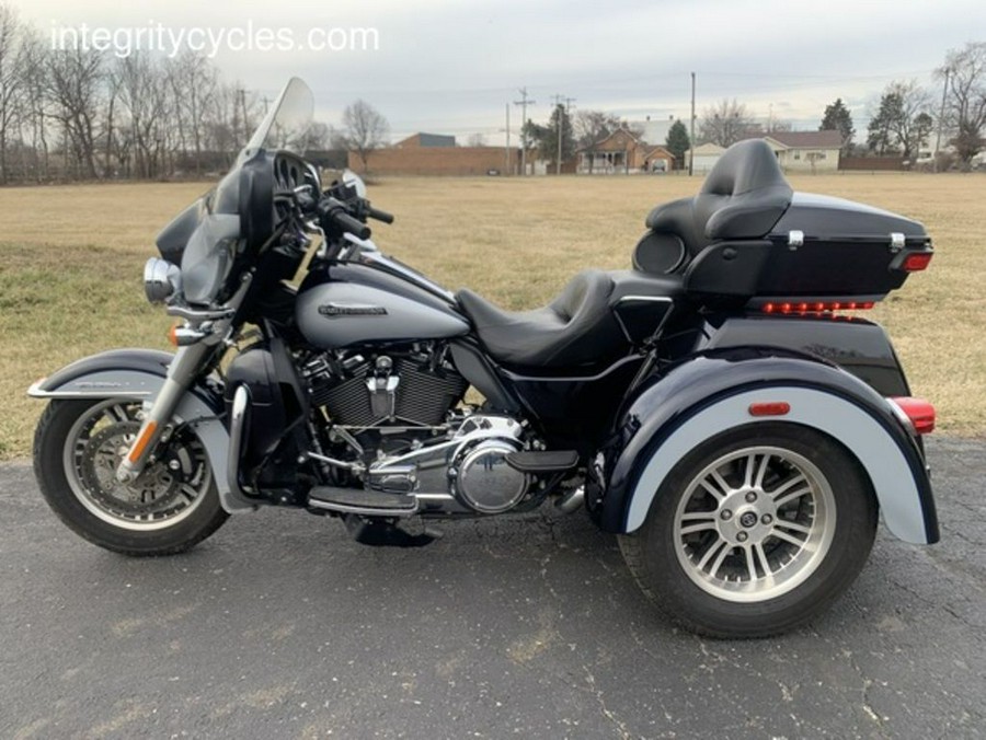 2019 Harley-Davidson® FLHTCUTG - Tri Glide® Ultra