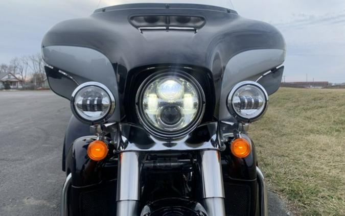 2019 Harley-Davidson® FLHTCUTG - Tri Glide® Ultra