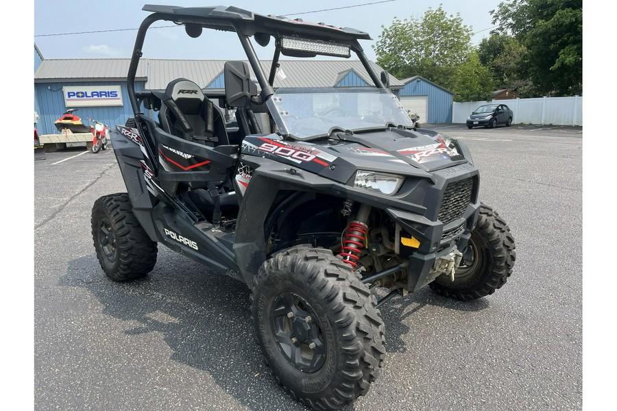 2017 Polaris Industries RZR® S 900 EPS Black Pearl