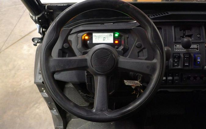 2022 Honda Pioneer 1000 Deluxe